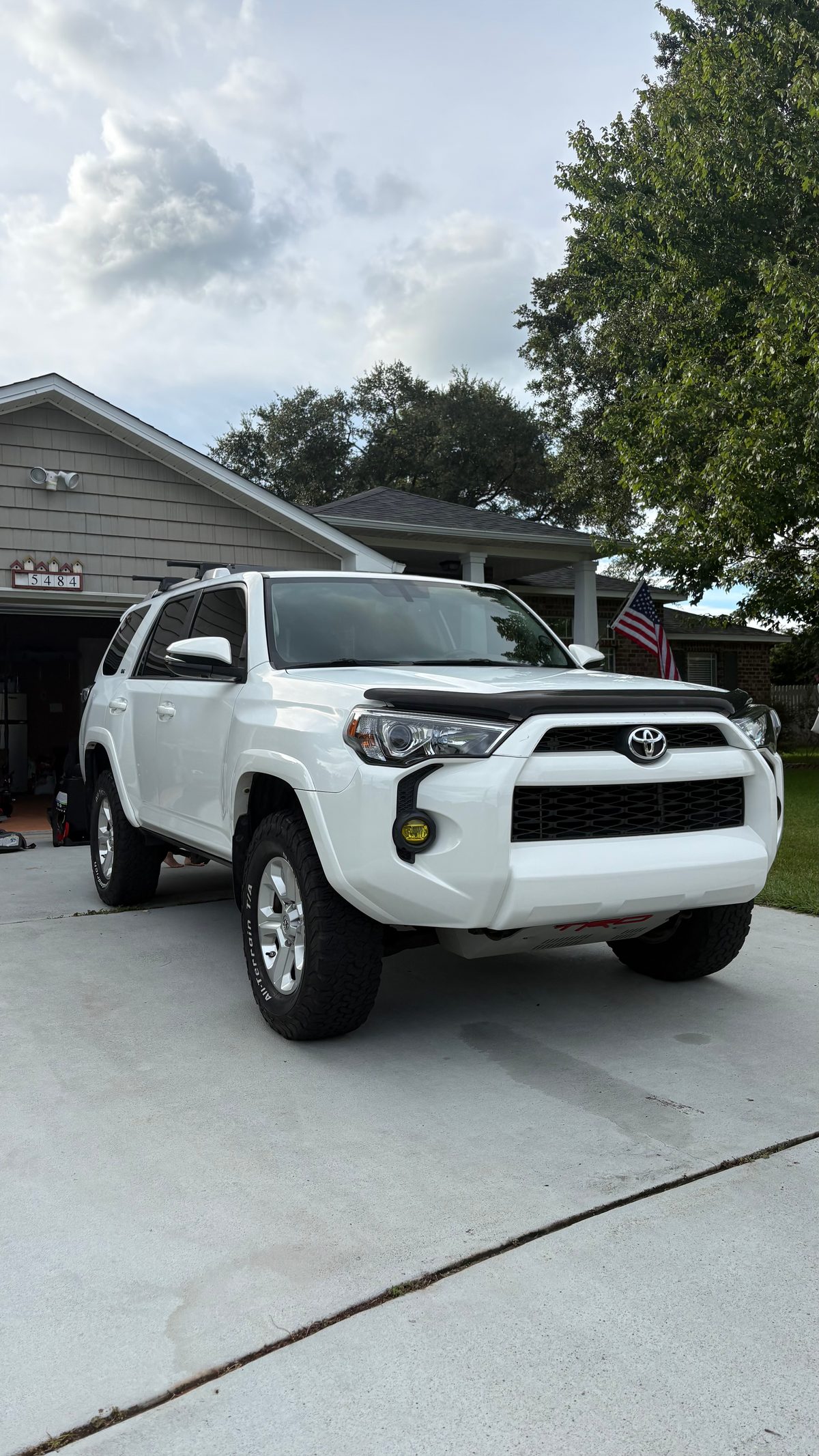 Emerald Detailing Co. white Toyota 4Runner exterior detail